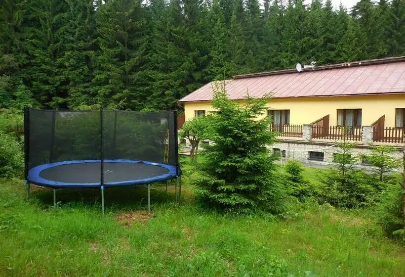 ペンション Penzion Tisuvka