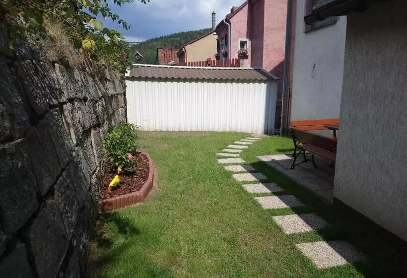 Majatalo Penzion U Krtka