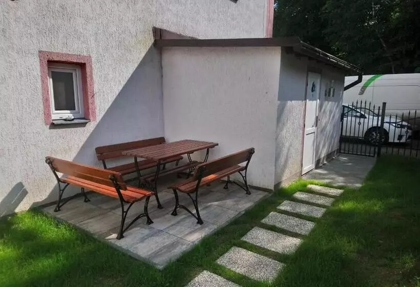 Majatalo Penzion U Krtka