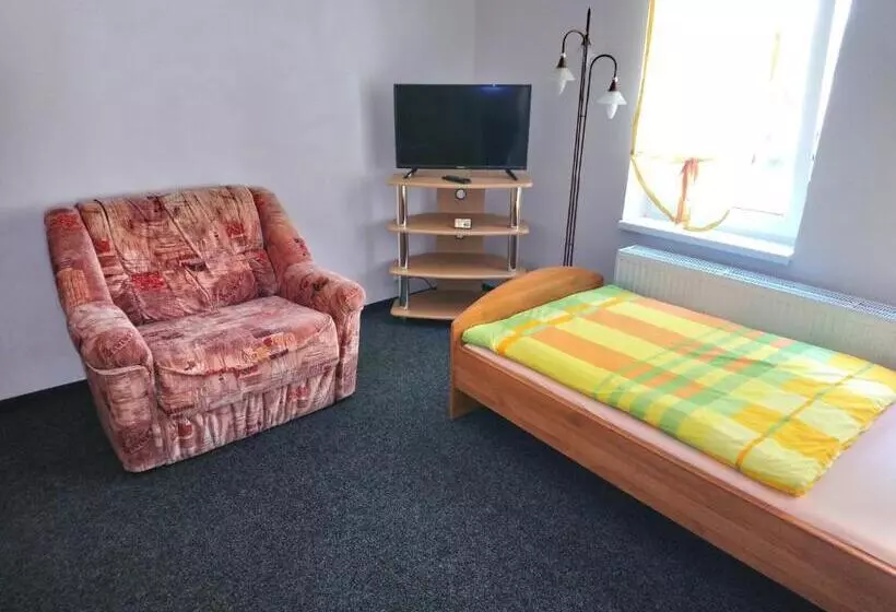 Majatalo Penzion U Krtka