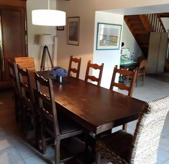 ベッドアンドブレックファースト Chambres D Hôtes Au Hameau