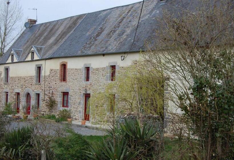 ベッドアンドブレックファースト Chambres D Hôtes Au Hameau