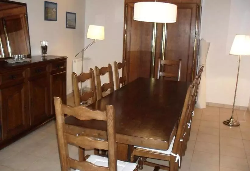 ベッドアンドブレックファースト Chambres D Hôtes Au Hameau