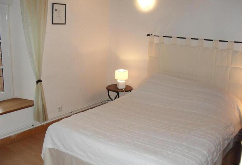 ベッドアンドブレックファースト Chambres D Hôtes Au Hameau