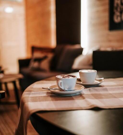 مبيت وإفطار L Anfora Country Club