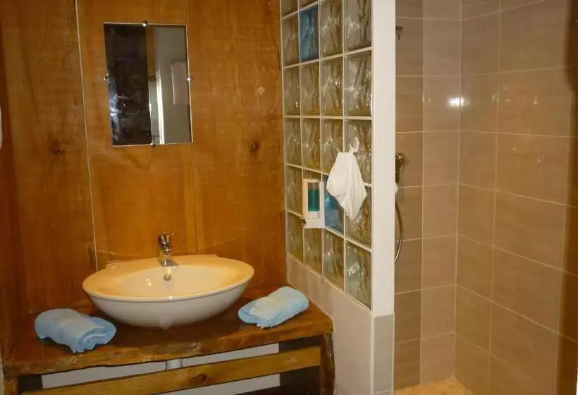 Aamiaismajoitus (B&B) La Serpauderie