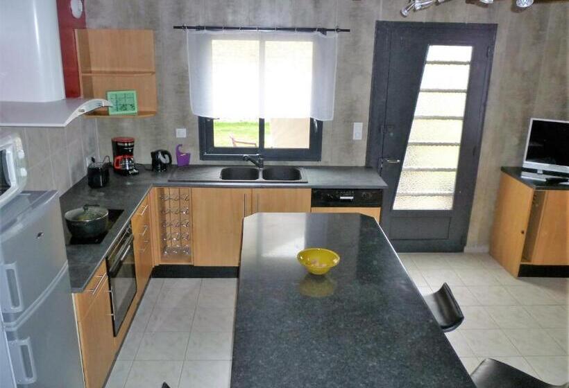 مبيت وإفطار La Serpauderie