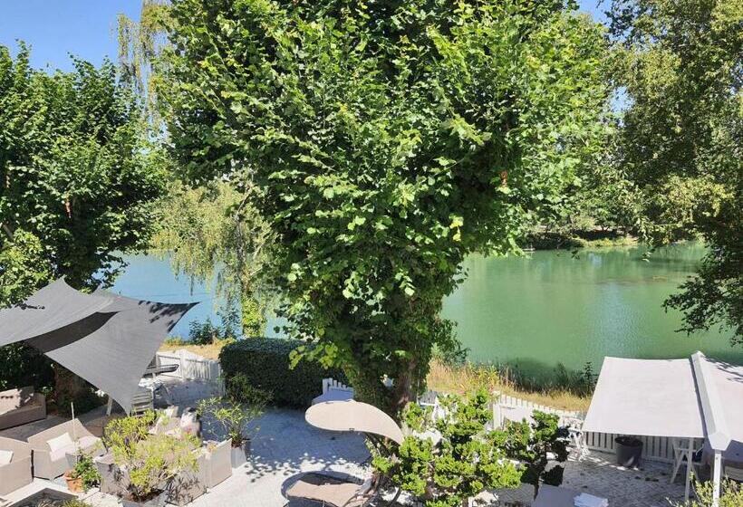 בית מלון כפרי Logis Hôtel & Restaurant Le Gonfalon