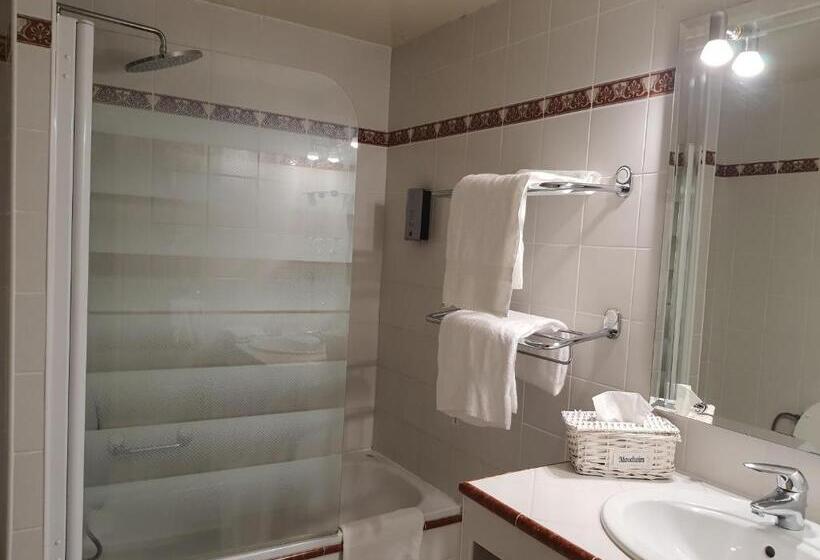 בית מלון כפרי Logis Hôtel & Restaurant Le Gonfalon