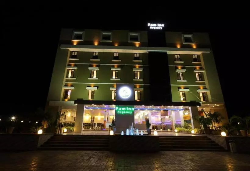 ホテル Paminn Regency