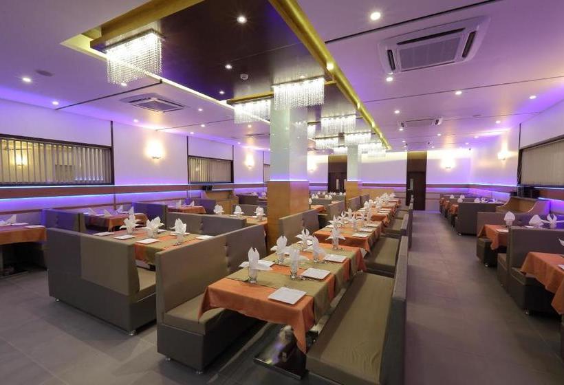 호텔 Paminn Regency