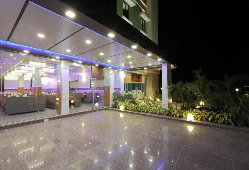 호텔 Paminn Regency