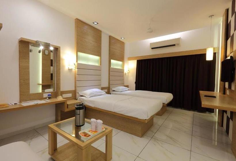 호텔 Paminn Regency