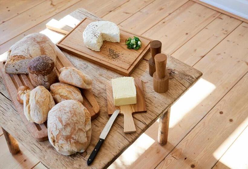 בית מלון כפרי & Restaurant Linde