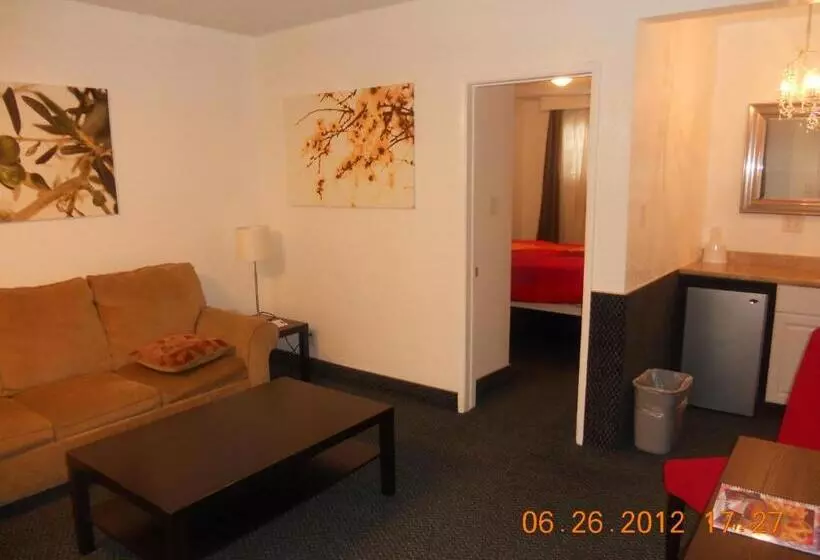 Motelli Tradewinds Airport