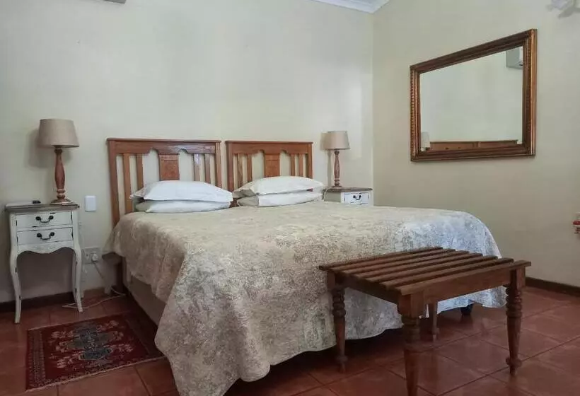 Majatalo Avondrust Guest House