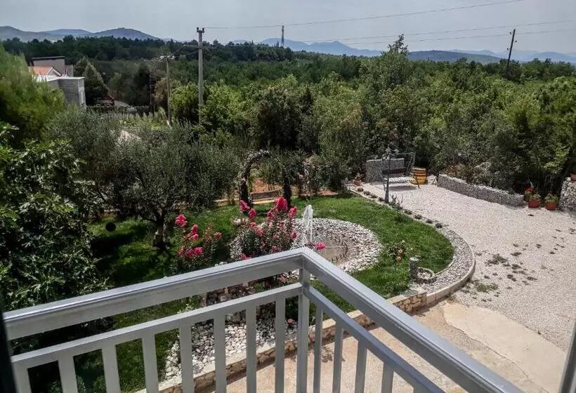 پانسیون Guesthouse Casa Bevanda