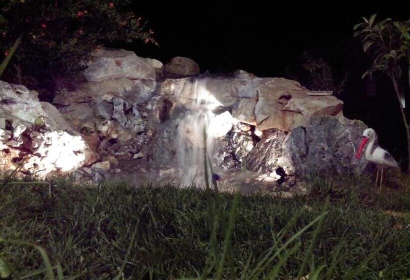 پانسیون Guesthouse Casa Bevanda