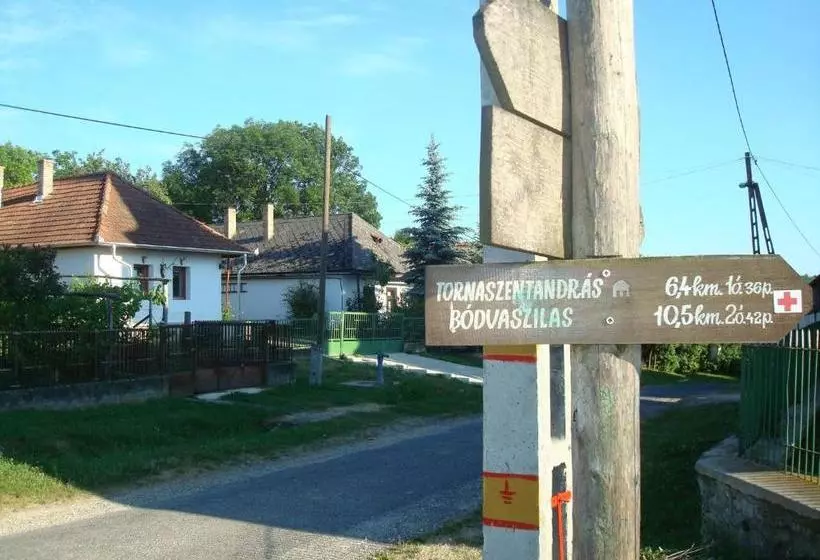 Majatalo Kemencés Vendégház