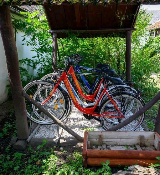 פנסיון Kemencés Vendégház