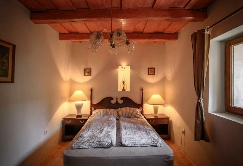 פנסיון Kemencés Vendégház