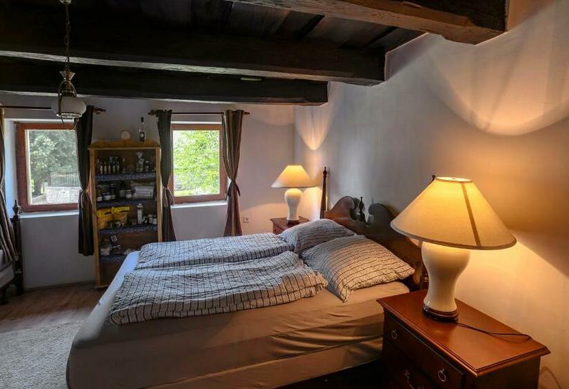 פנסיון Kemencés Vendégház