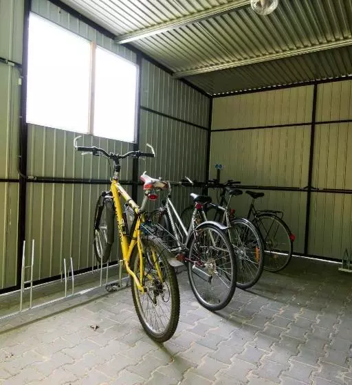 Majatalo Penzion U Kostela Mláka