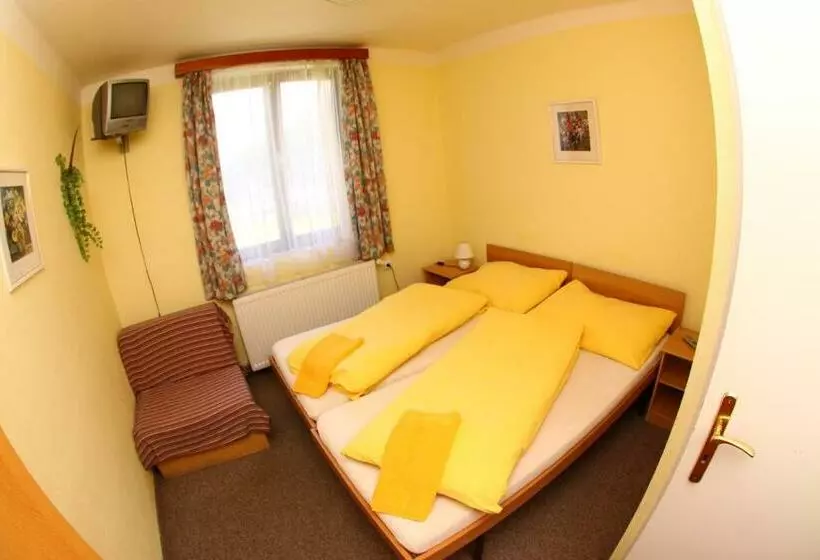 Majatalo Yacht Club Barrandov