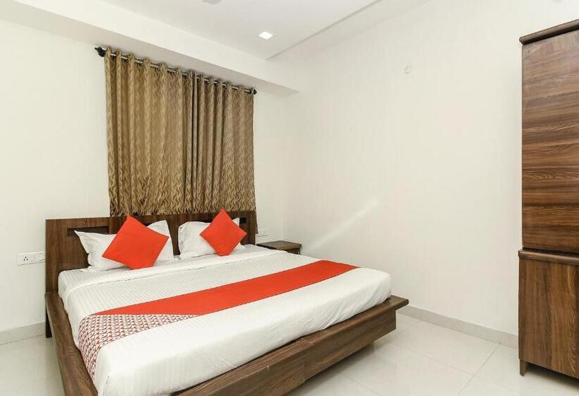 Capital O Hotel Green Leaf