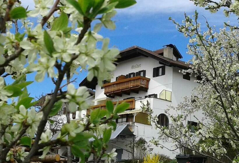 ホテル Garni Reider