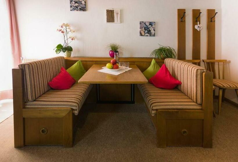 ホテル Garni Reider