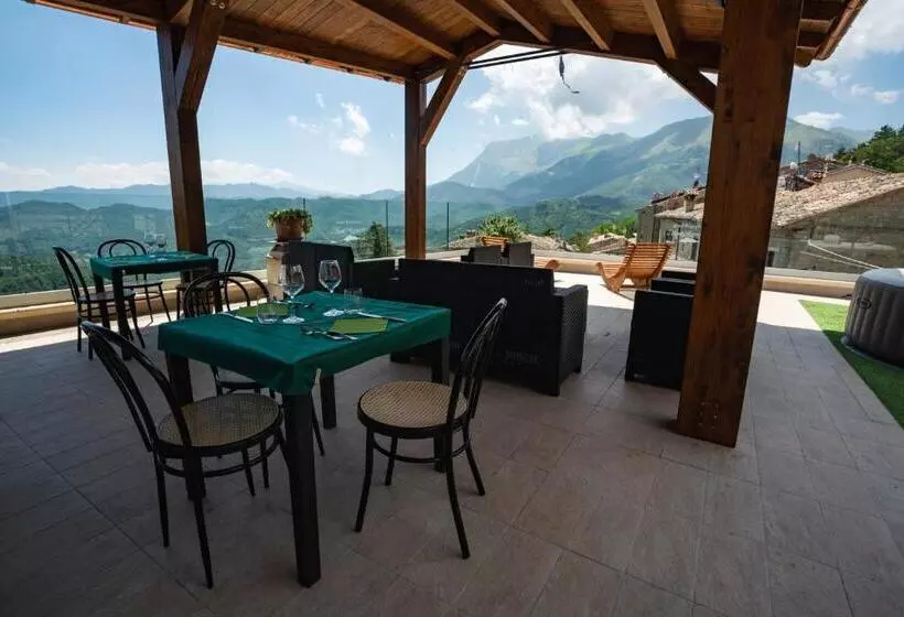 Hotelli Monti Azzurri