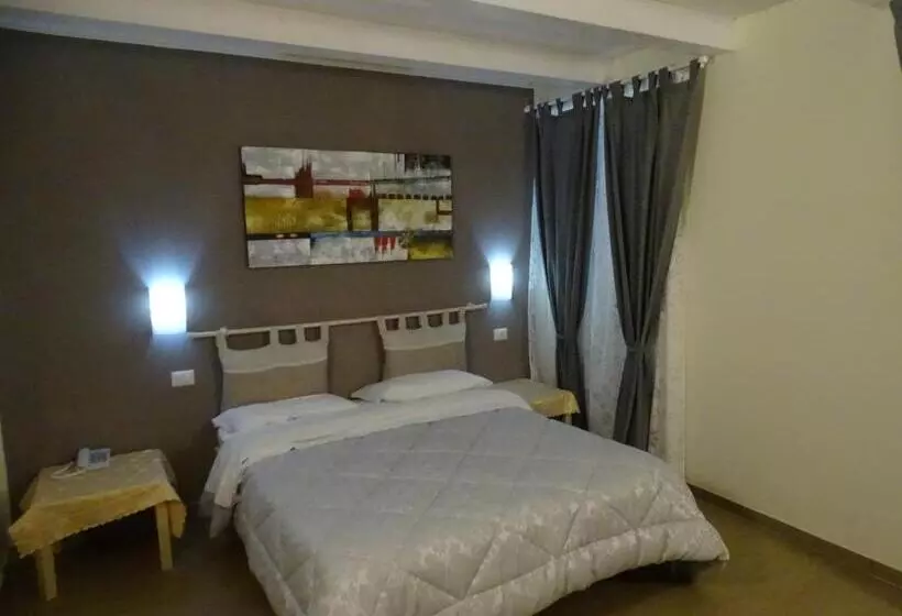 Hotelli Monti Azzurri