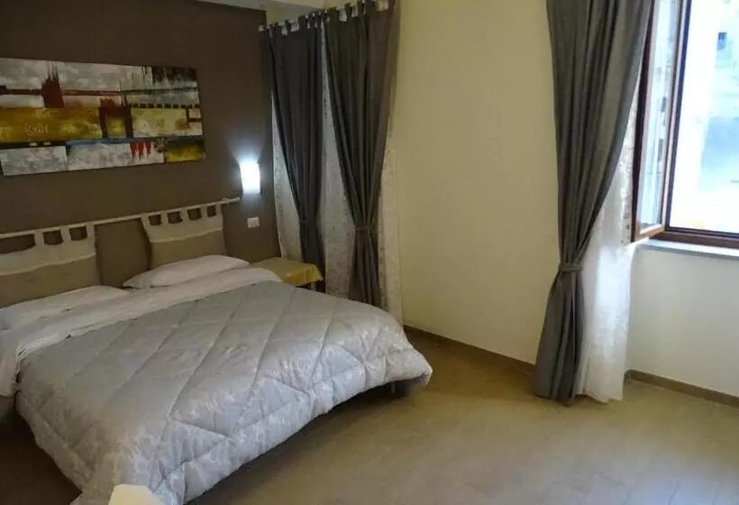 Hotelli Monti Azzurri