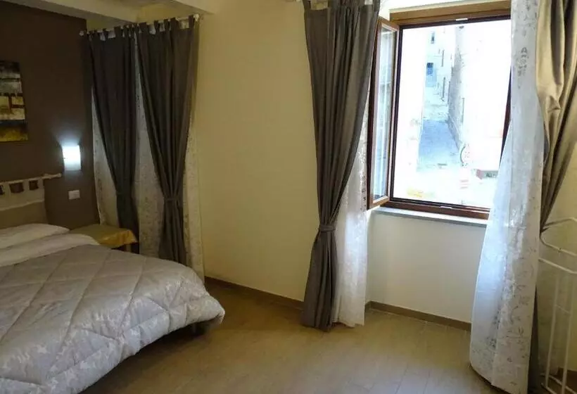 Hotelli Monti Azzurri