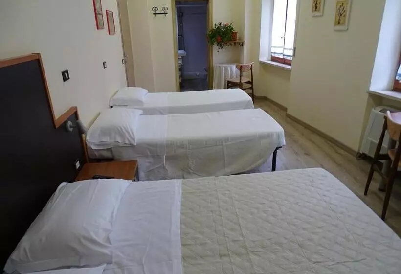 Hotelli Monti Azzurri