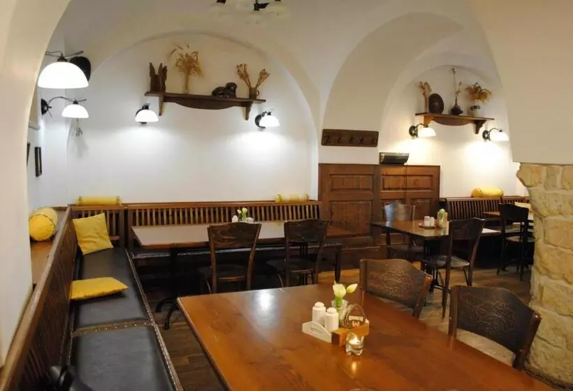 Majatalo Penzion Na Faře