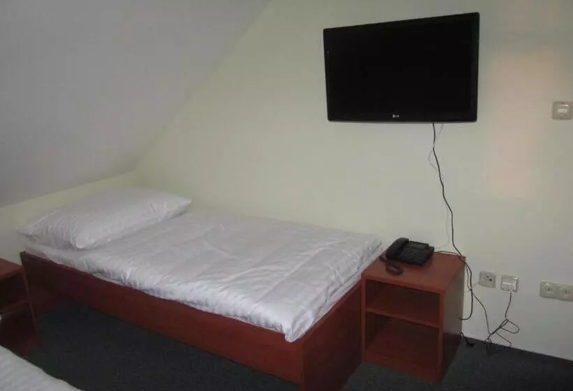 Majatalo Penzion Na Faře