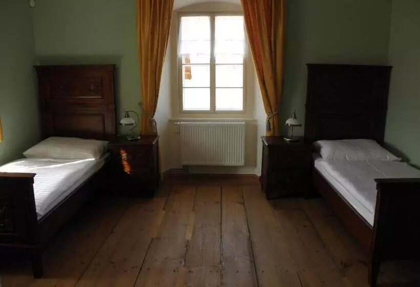 Majatalo Penzion Na Faře