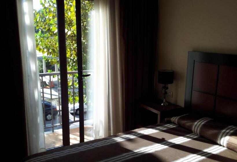 Av Apartamentos Lobios