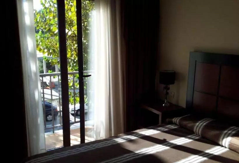 Av Apartamentos Lobios