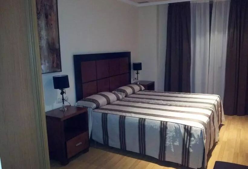 Av Apartamentos Lobios