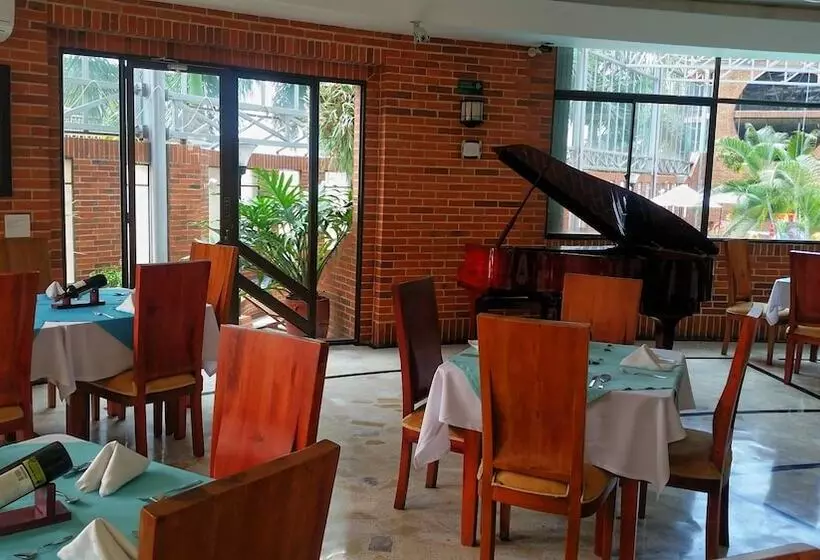 Casa Morales Hotel Internacional Y Centro De Convenciones