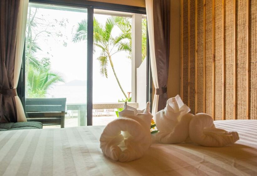 فندق Adarin Beach Resort