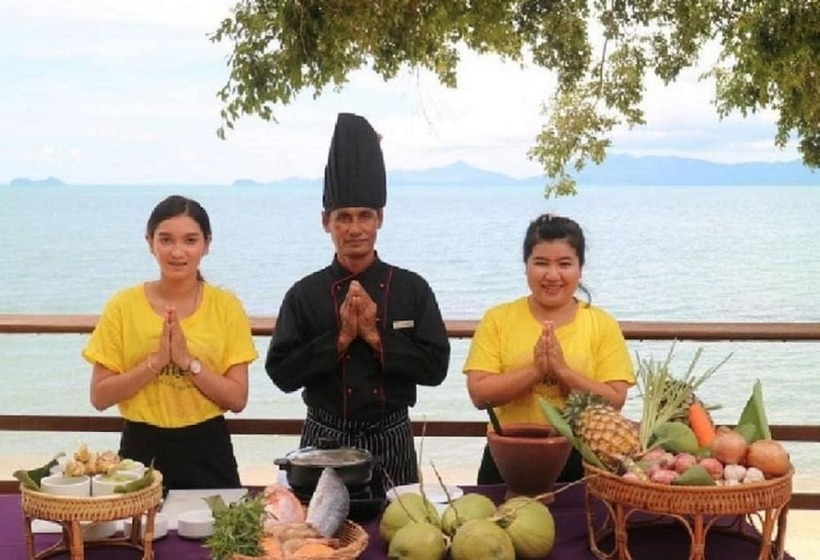 فندق Adarin Beach Resort