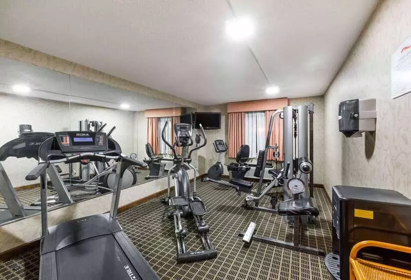 Отель Baymont By Wyndham Louisville South I 65