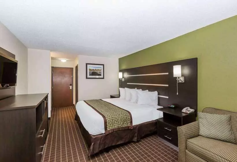 Отель Baymont By Wyndham Louisville South I 65