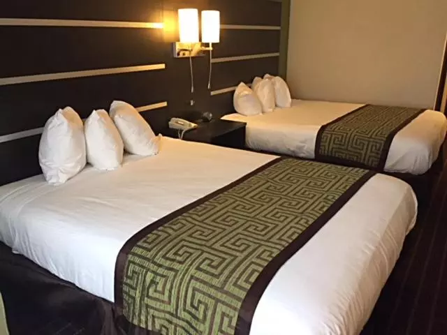 Отель Baymont By Wyndham Louisville South I 65