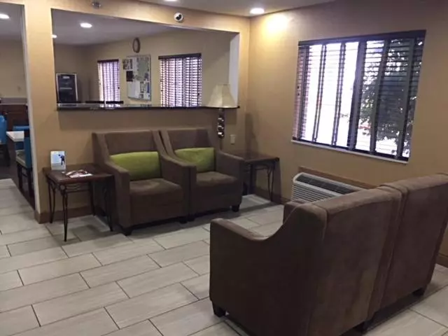 Отель Baymont By Wyndham Louisville South I 65