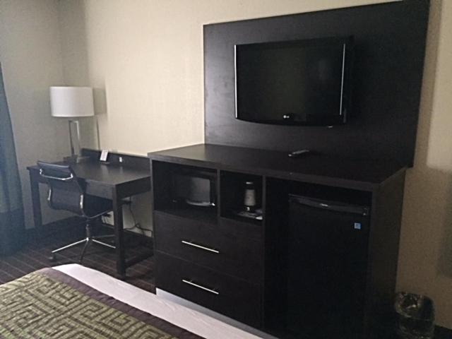 酒店 Baymont By Wyndham Louisville South I 65